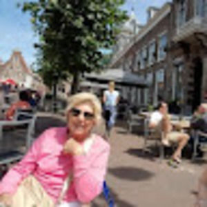 Meet your Posher, Linda